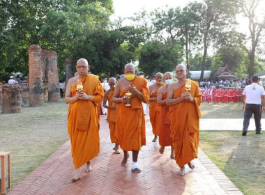 ร่วมกิจกรรมส่งเสริมพระพุทธศาสนา แห่ผ้าห่มองค์พระพุทธไสยาสน์ ... พารามิเตอร์รูปภาพ 7