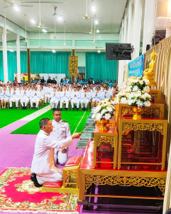 พิธีเจริญพระพุทธมนต์และพิธีทำบุญตักบาตรถวายพระราชกุศล ... พารามิเตอร์รูปภาพ 1