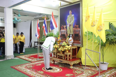 พิธีเจริญพระพุทธมนต์เฉลิมพระเกียรติถวายพระพรชัยมงคลแด่ ... พารามิเตอร์รูปภาพ 1